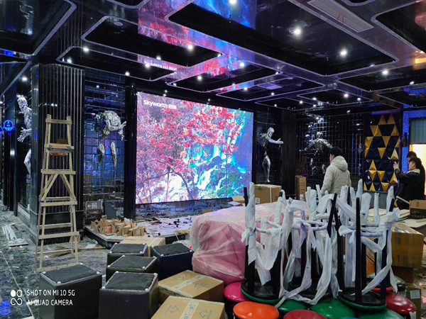 梅里斯室内P2.5全彩显示屏